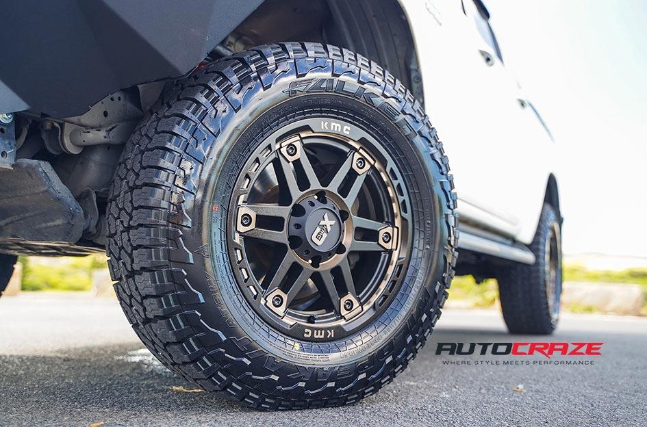 TOYOTA HILUX N80 4WD SPY XD 2 SATIN BLACK DARK TINT 